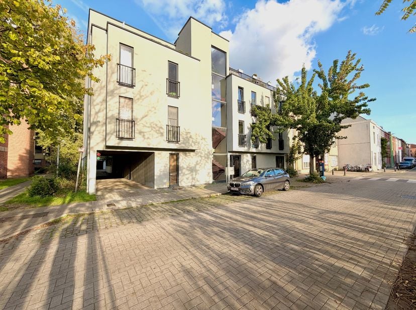 Appartement te koop in Berouw 180 bus 002,
                    9000 Gent