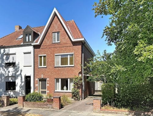                                         Woning te koop in Sint-Andries, € 339.000
