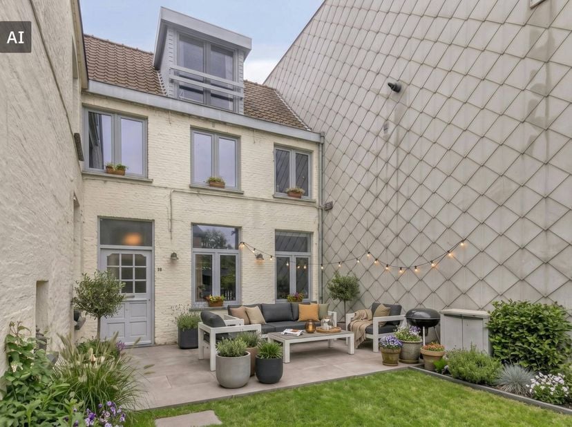 Huis te koop in Astridlaan 26,
                    8310 Assebroek