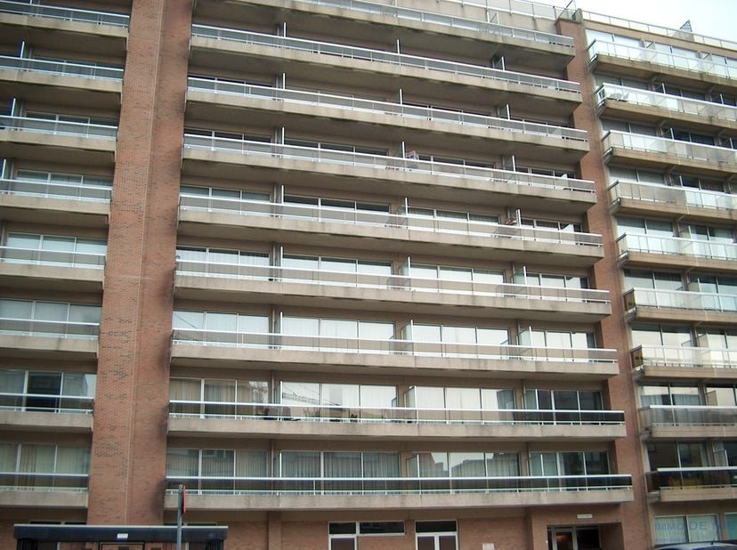 Garage à louer à Franslaan 132,
                    8620 Nieuwpoort