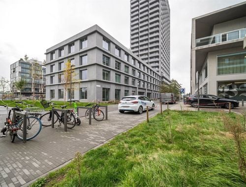                                         Bureaux à louer à Antwerpen, € 669
