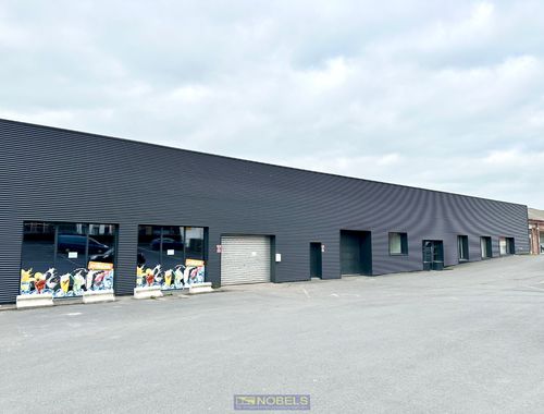                                         Magazijn met bureel te huur in Ronse, € 2.500
