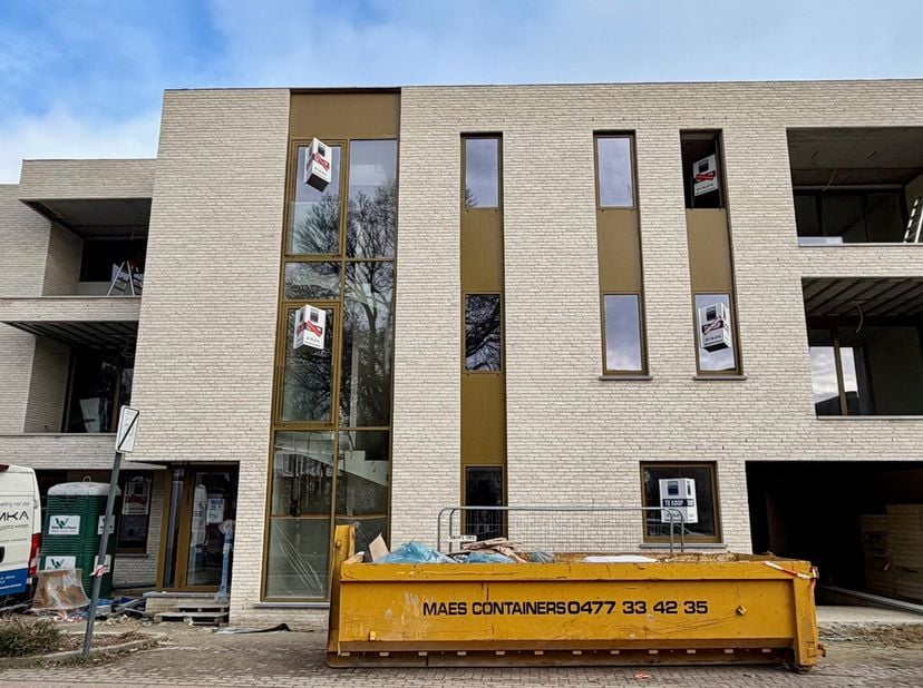 Appartement à vendre
                    à 3510 Kermt