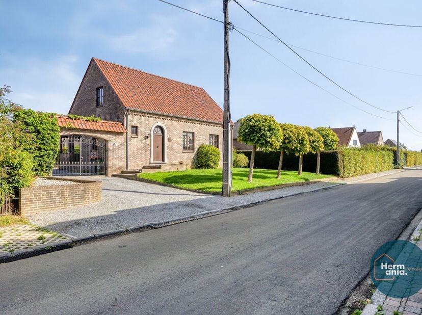 Huis te koop in Winkelomstraat 37 bus a,
                    3740 Bilzen