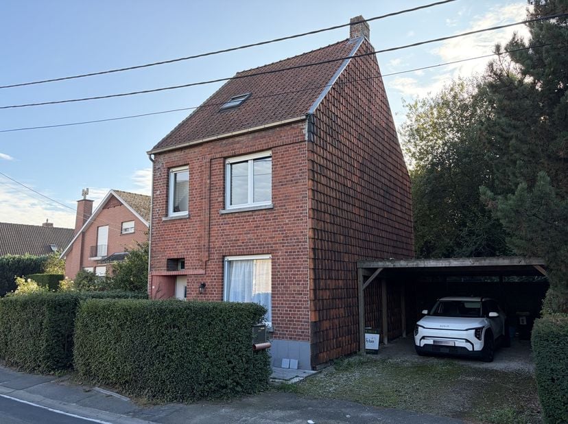Huis te huur in Meikapelstraat 15,
                    8860 Lendelede