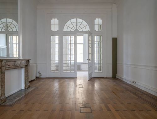                                         Kantoor te huur in Kortrijk, € 7.500
