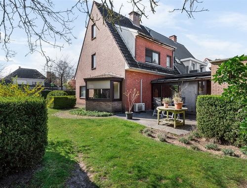                                         Eengezinswoning te koop in Brasschaat, € 499.000
