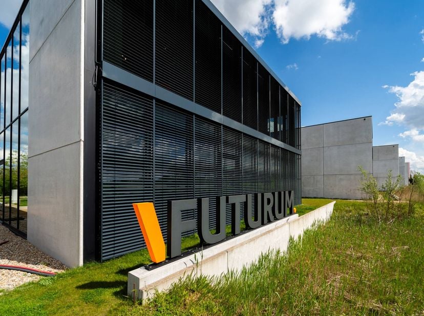 Dans le centre d'affaires V.Futurum, nous proposons des bureaux modernes à louer à Roeselare. Cet établissement commercial innovant est conçu pour con