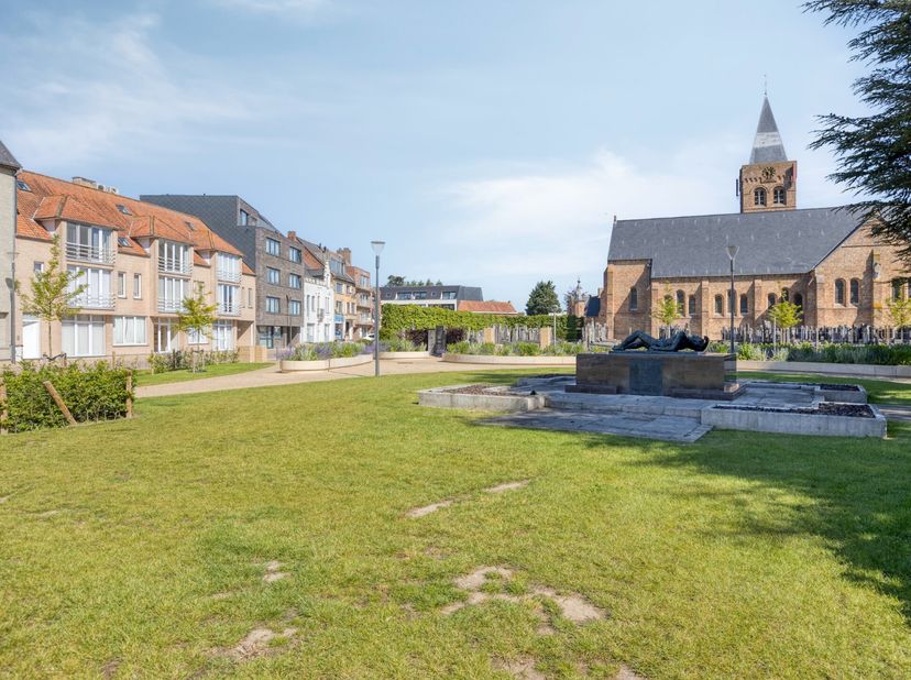 Instapklare duplex met 2 à 3 slaapkamers en mogelijkheid tot aankoop van afzonderlijke garage<br />
<br />
Op een rustige locatie in het dorpscentrum