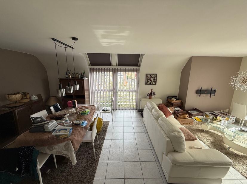 Appartement à louer
                    à 9260 Wichelen