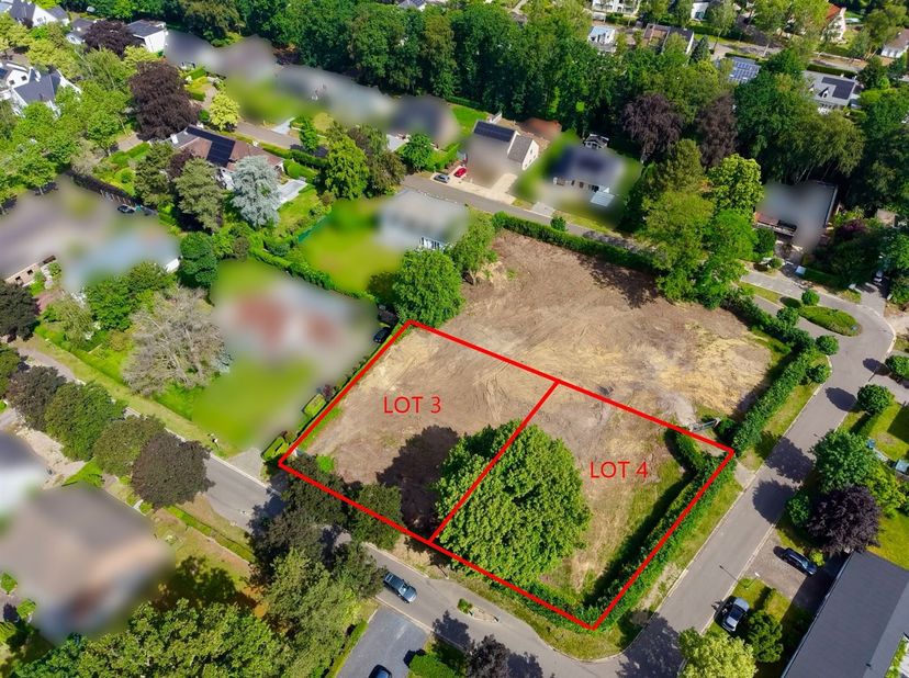 Op zoek naar een bouwgrond op een rustige locatie met een uitstekende bereikbaarheid? Dit mooie perceel van 9a 82ca met een straatbreedte van ±25,89m,