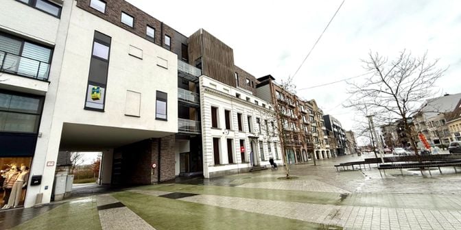 Appartement te huur in Markt 96A bus 101, 9800 Deinze