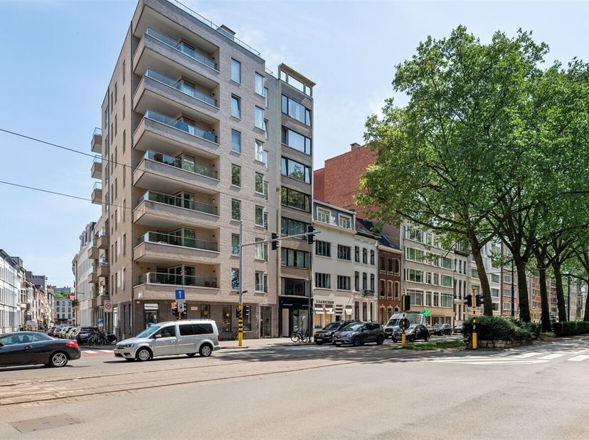 Bien professionnel à vendre
                    à 2018 Antwerpen