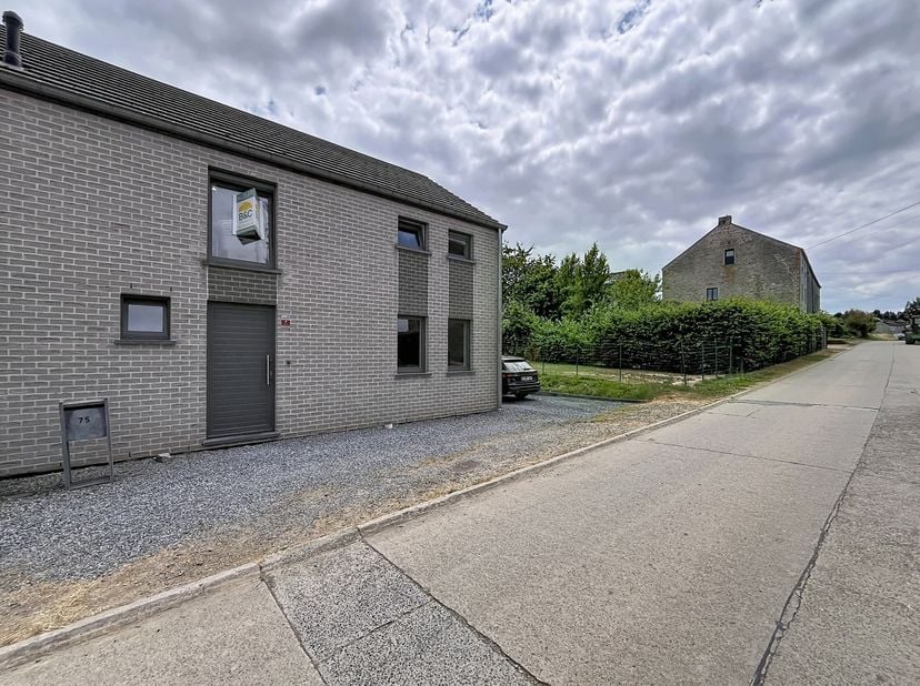 Huis te huur
                    in 5362 Achet
