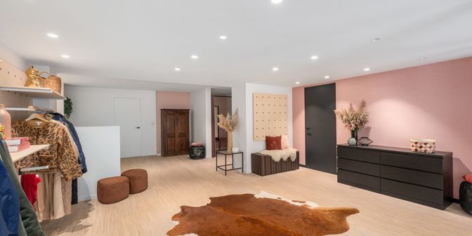 Bien professionnel à vendre à Kerkplein 11, 8750 Wingene