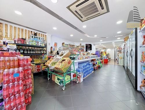                                         Commerce à vendre à Anderlecht, € 375.000
