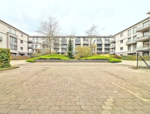                                         Appartement te huur in Oudergem, € 1.750
