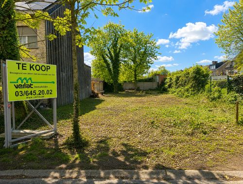                                         Terrain à bâtir à vendre à 's Gravenwezel, € 249.000
