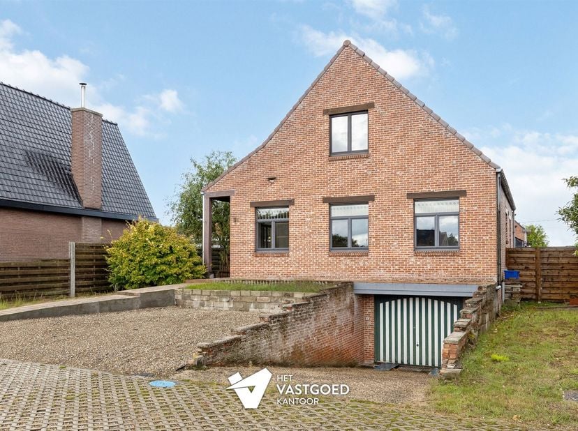 Huis te koop in Krommepad  56,
                    2490 Balen
