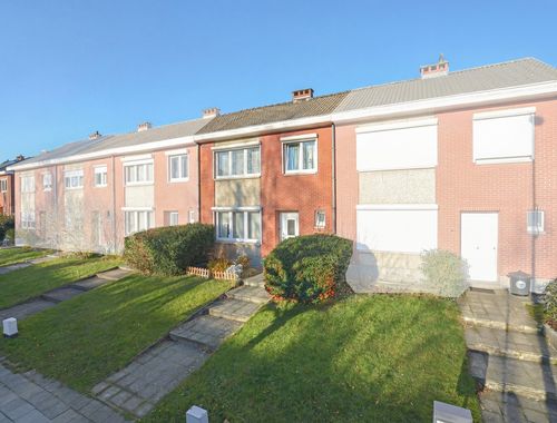                                         Maison à vendre à Woluwe-Saint-Pierre, € 450.000
