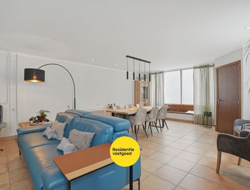                                         Maison à vendre à Assebroek, € 249.000
