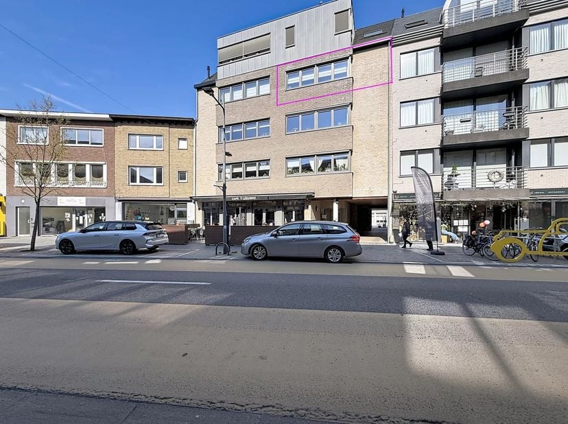 Appartement à vendre
                    à 2400 Mol