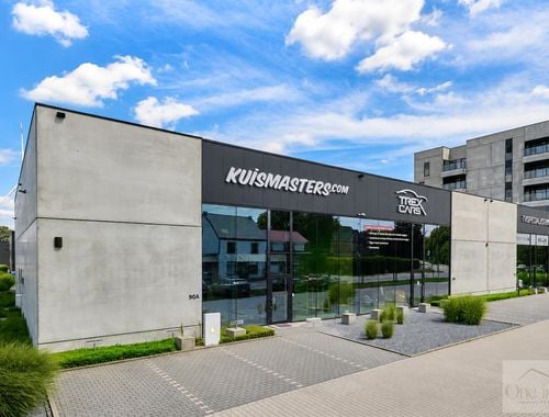                                         Bedrijfsgebouw te koop in Overpelt, € 979.000
