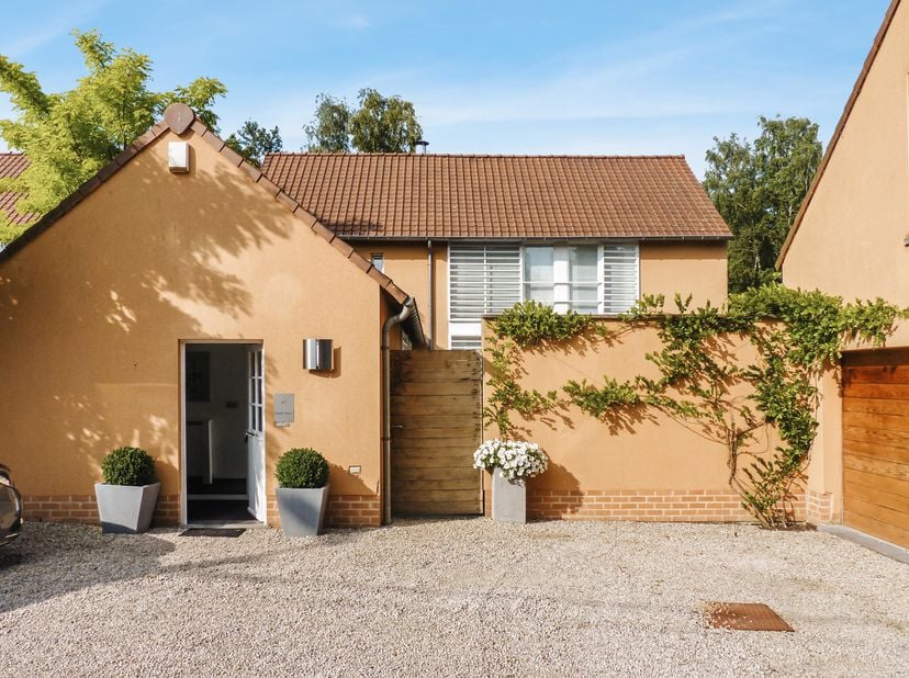 Maison à vendre à ,
                    1330 Rixensart