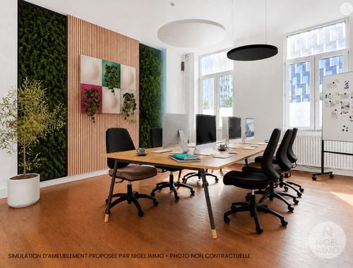                                         Kantoor te koop in Liège, € 154.000
