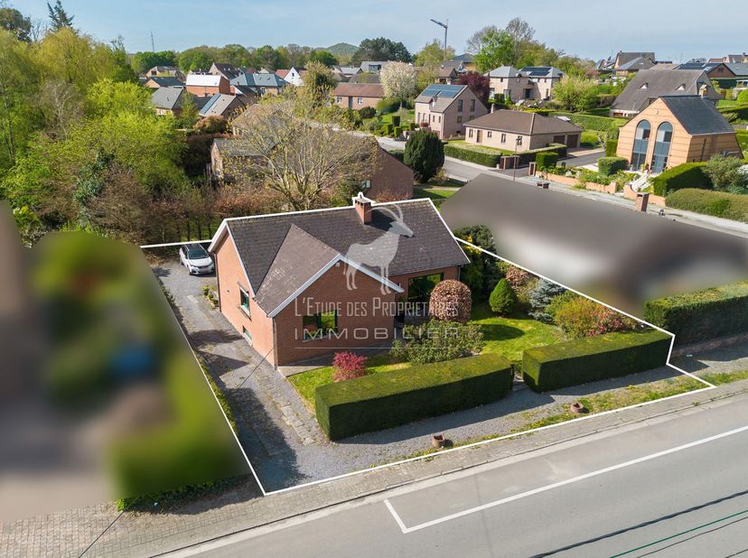 Referentie makelaar: V7170-511<br />
*** VIRTUELE RONDLEIDING: https://immo360.immo-facile.com/vtour/fr/q1gz9o/frame ***<br />
Ontdek dit prachtige hu