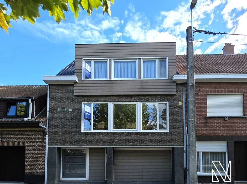Huis te koop in Roestraat 5,
                    8791 Beveren