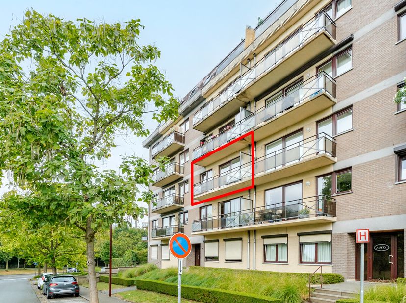 Appartement te koop in Square Jean Hayet 66 bus A8,
                    1070 Anderlecht