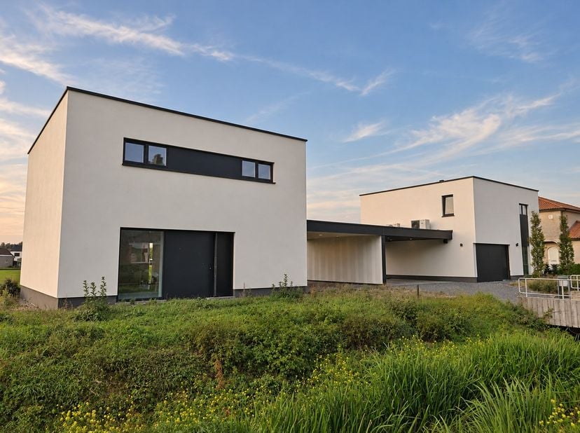 Huis te koop in Bampstraat 43,
                    3631 Boorsem