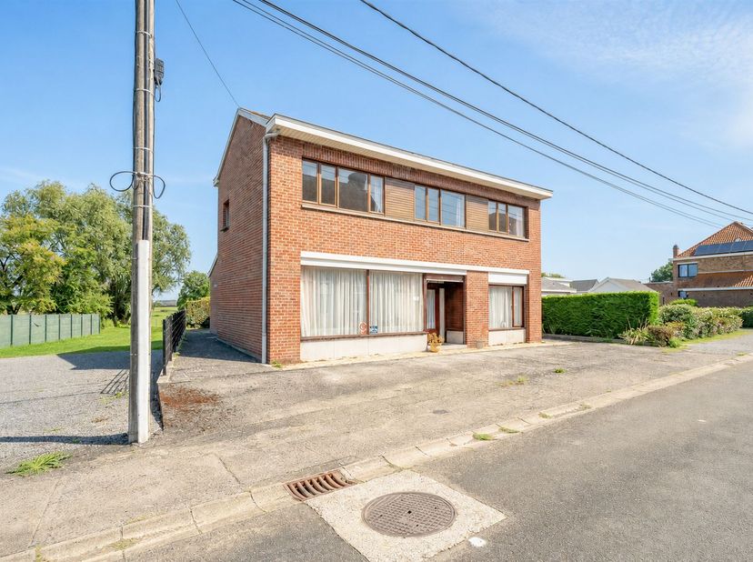 Huis te koop in ,
                    7522 Blandain