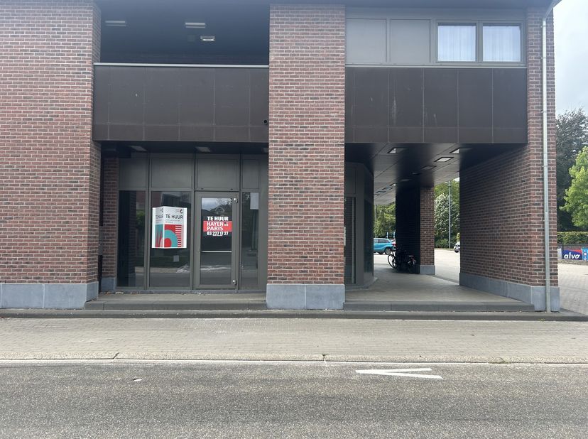 Bien professionnel à louer
                    à 3990 Peer