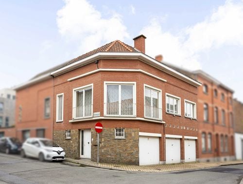                                         Bel-étage à vendre à Renaix, € 199.000
