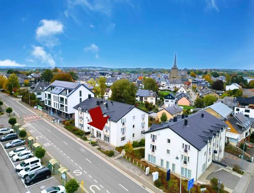                                         Commerce à vendre à Saint-Vith, € 320.000
