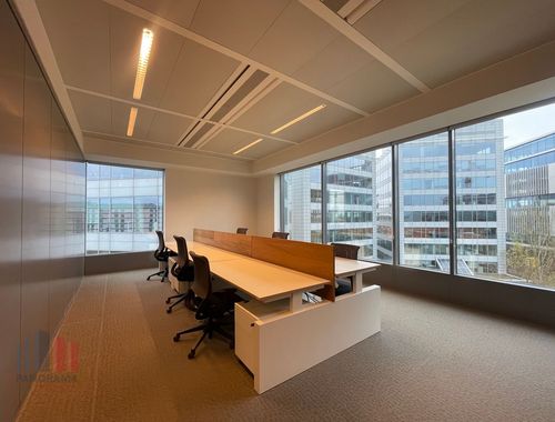                                         Bureaux à louer à Diegem, € 13.818
