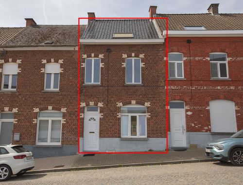                                         Maison deux facades à vendre à Renaix, € 189.000
