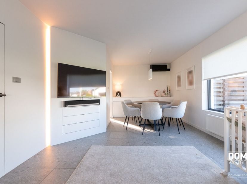 Interesse? Contacteer ons via 011 96 49 96 of lauren@domovastgoed.be<br />
Op zoek naar en ruime gezinswoning waar comfort, energiezuinigheid en een g