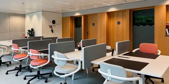 Bedrijfsvastgoed te huur in Rue Belliard 40, 1040 Etterbeek