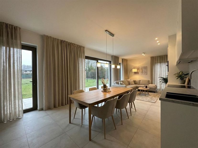 Nieuwbouw gelijkvloers appartement met tuin en twee slaapkamers Residentie Bonnei, Bonheiden<br />
In de recente Residentie Bonnei, gelegen langs de P