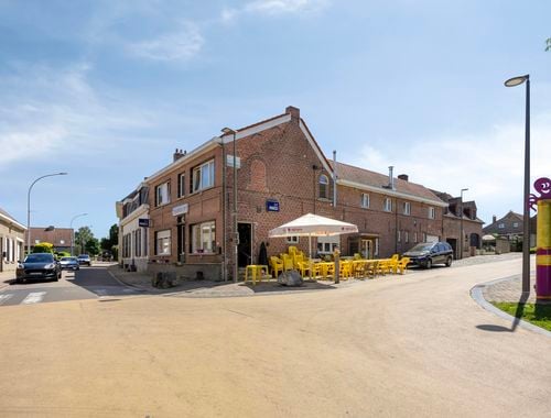                                         Gemengd gebruik te koop in Mollem, € 245.000
