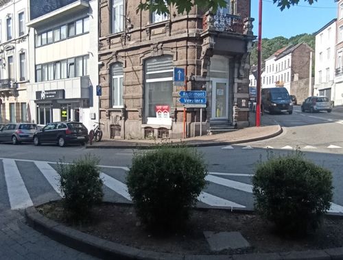                             Bien commercial à louer à Dison
