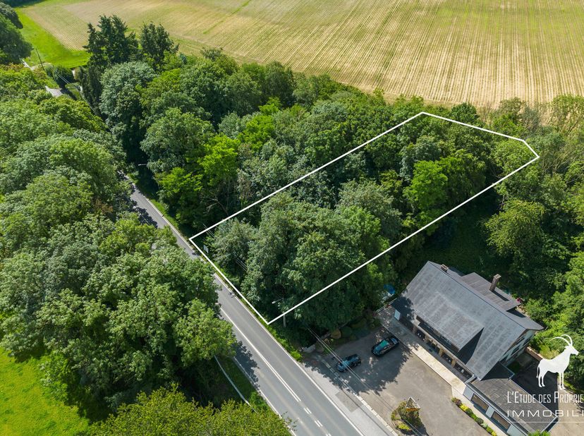 Référence agence : V7130-036<br />
Visite virtuelle : https://envisite.net/vtour/fr/rk9ygq/frame<br />
Opportunité Exceptionnelle : Belle parcelle de