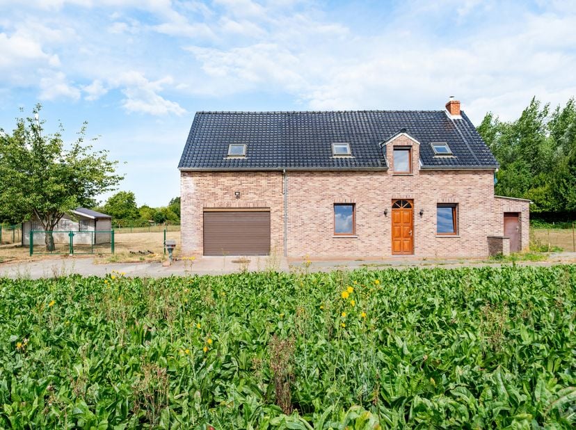 Huis te koop
                    in 7971 Thumaide