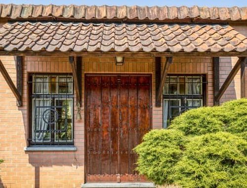                                         Villa te koop in Edegem, € 950.000
