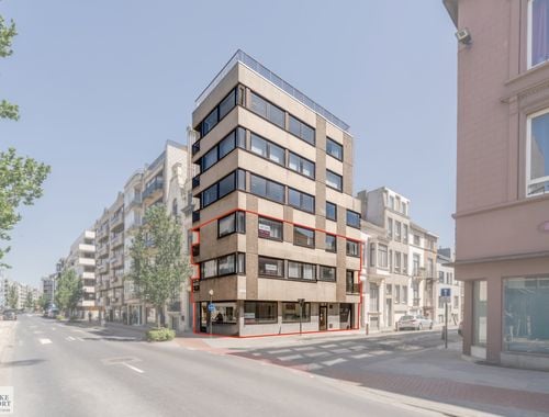                                         Handelspand met woonst te koop in Oostende, € 329.000
