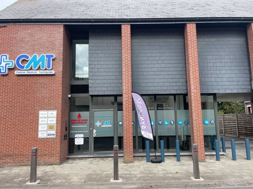 Bedrijfsvastgoed te koop
                    in 7618 Taintignies