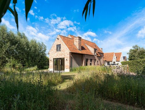                                         Villa te koop in Moerkerke, € 945.000
